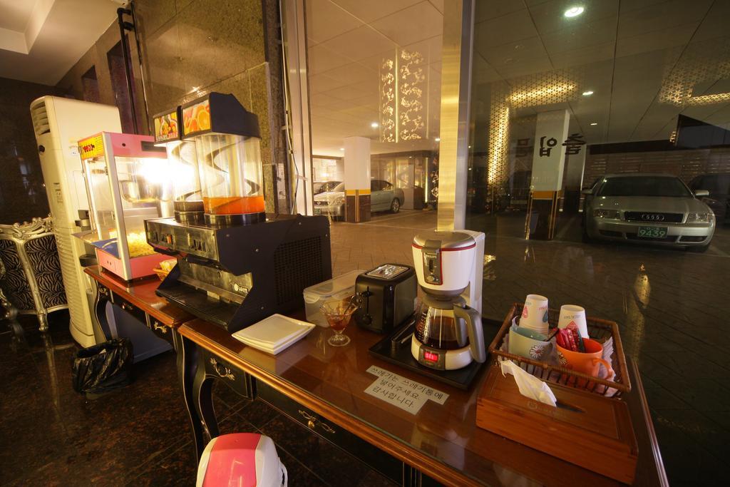 Gallerya Hotel Seoel Buitenkant foto